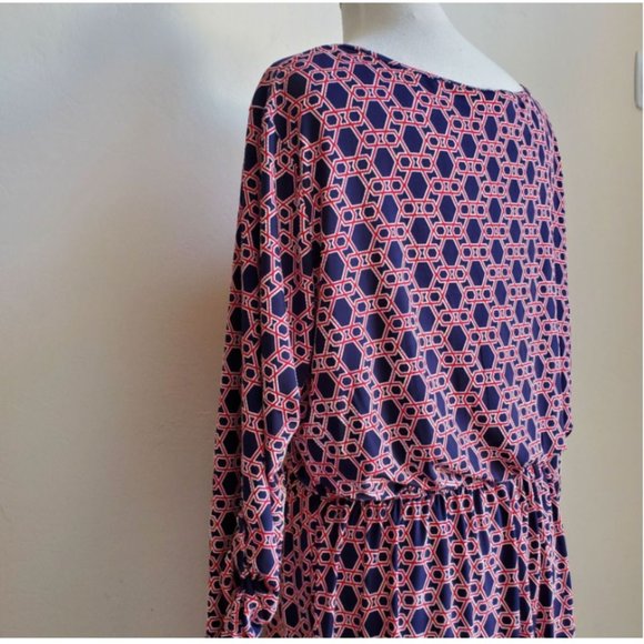 NWT PerSeption Women dress Size 1x navy white red print with faux gold chain - Picture 5 of 8